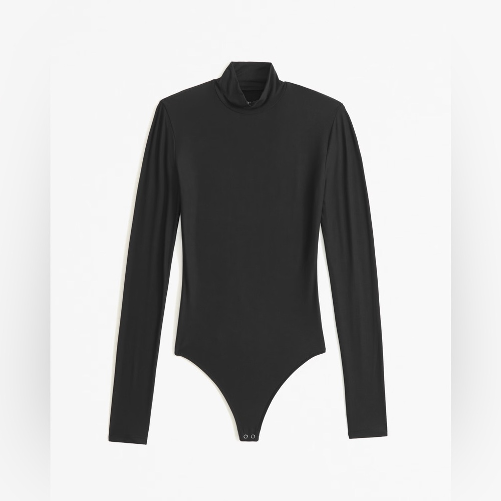 Abercrombie & Fitch Soft Matte Seamless Long-Sleeve Mockneck Bodysuit in Black
